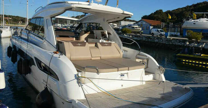 Rent a yacht in Veruda - Bavaria Sport S45 HT