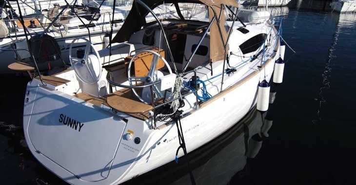 Rent a sailboat in Punat Marina - Elan 35 Impression 