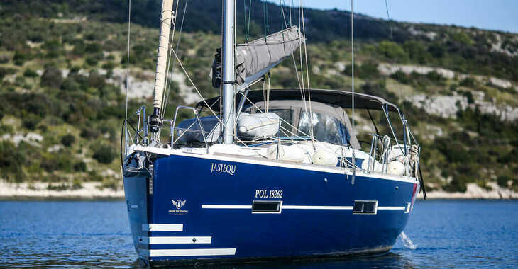 Rent a sailboat in Kremik Marina - Dufour 412 Grand Large