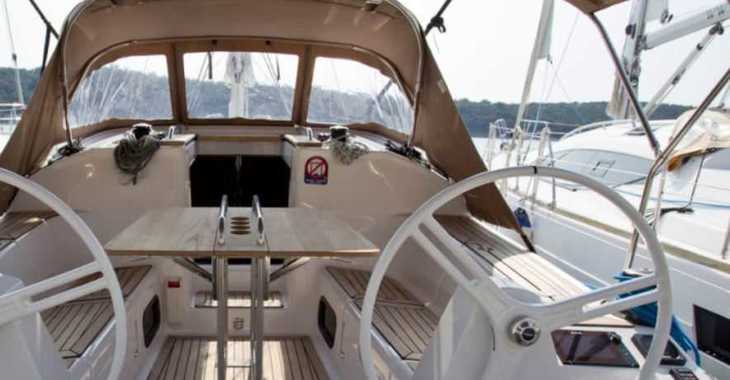 Rent a sailboat in Marina Lošinj - Elan 35 Impression