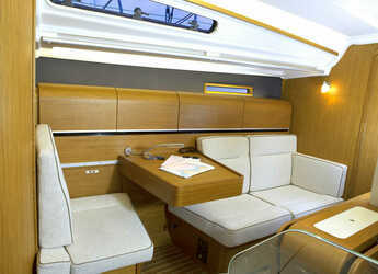 Louer voilier à Marina Kastela - Dehler 38