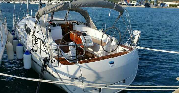 Rent a sailboat in Marina Sukosan (D-Marin Dalmacija) - Bavaria Cruiser 37