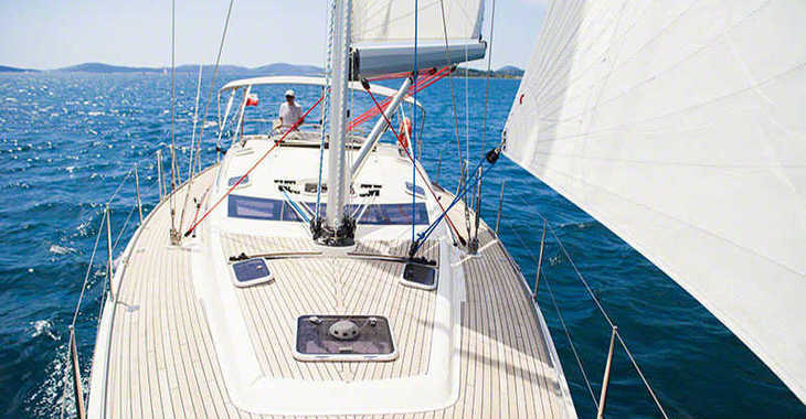 Rent a sailboat in Marina Mandalina - Delphia 47-4 