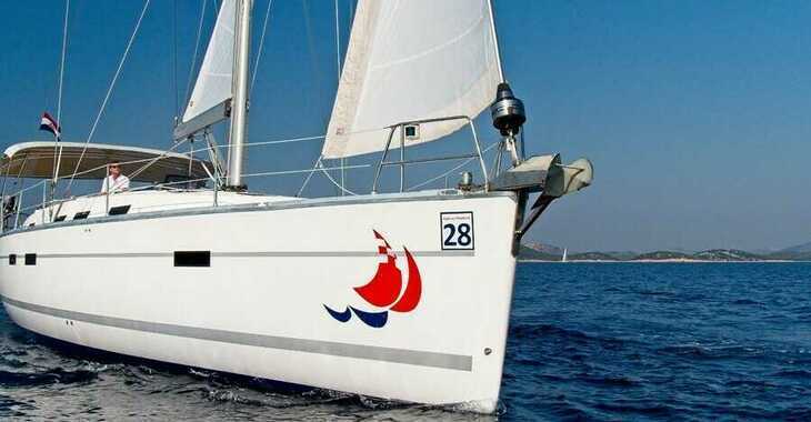 Rent a sailboat in Marina Hramina - Bavaria 50 C