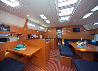 Rent a sailboat in Marina Hramina - Bavaria 50 C