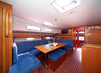 Rent a sailboat in Marina Hramina - Bavaria 51 C