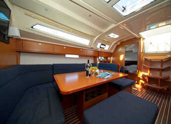 Rent a sailboat in Marina Hramina - Bavaria Cruiser 41