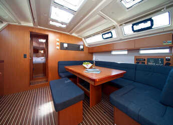 Rent a sailboat in Marina Hramina - Bavaria 46 CN