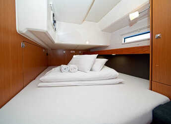 Rent a sailboat in Marina Hramina - Bavaria 46 CN