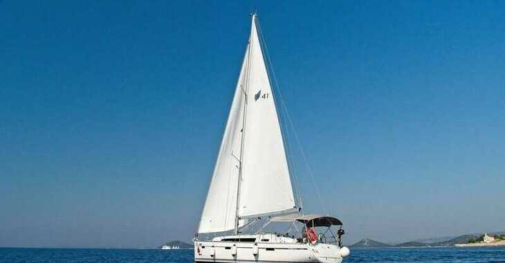 Rent a sailboat in Marina Hramina - Bavaria Cruiser 41