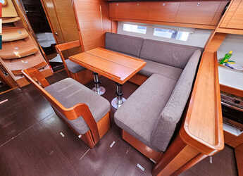 Rent a sailboat in Marina Frapa - Dufour 520 Grand Large