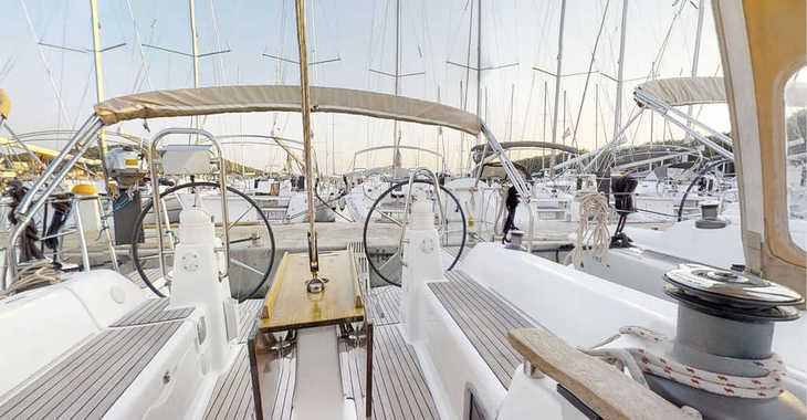 Rent a sailboat in Marina Frapa - Dufour 335 Grand Large