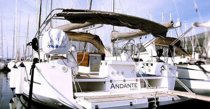 Chartern Sie segelboot in Marina Kastela - Dufour 500 Grand Large