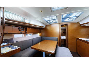 Rent a sailboat in Marina Frapa - Dufour 460 Grand Large