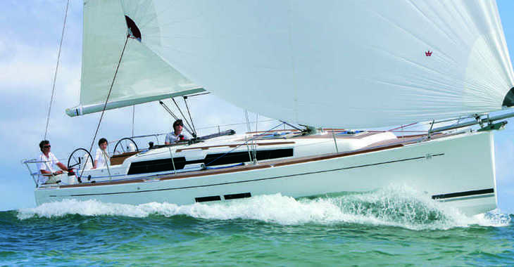 Rent a sailboat in Marina Frapa - Dufour 375 Grand Large