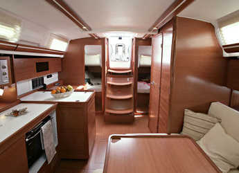 Rent a sailboat in Marina Frapa - Dufour 375 Grand Large