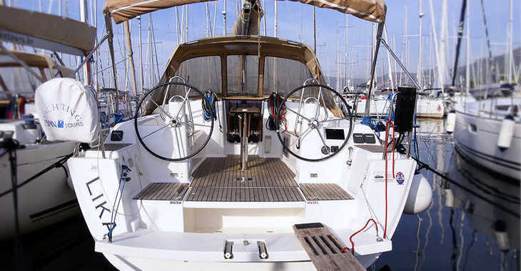Chartern Sie segelboot in Marina Kastela - Dufour 380 Grand Large