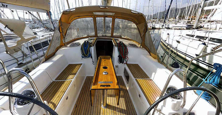 Alquilar velero en Marina Kastela - Dufour 380 Grand Large