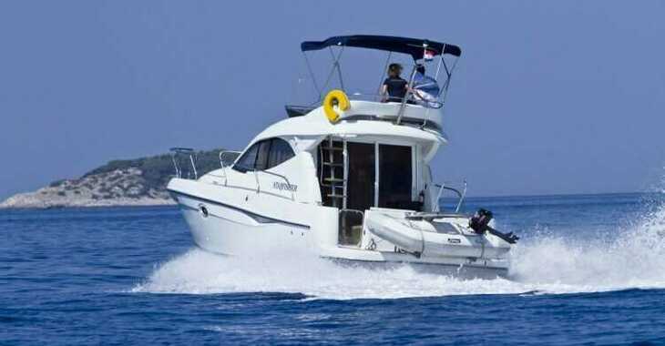 Rent a motorboat in Marina Kremik - Starfisher 34