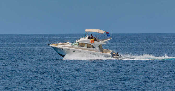 Rent a motorboat in Marina Kremik - Jeanneau Prestige 36 Fly