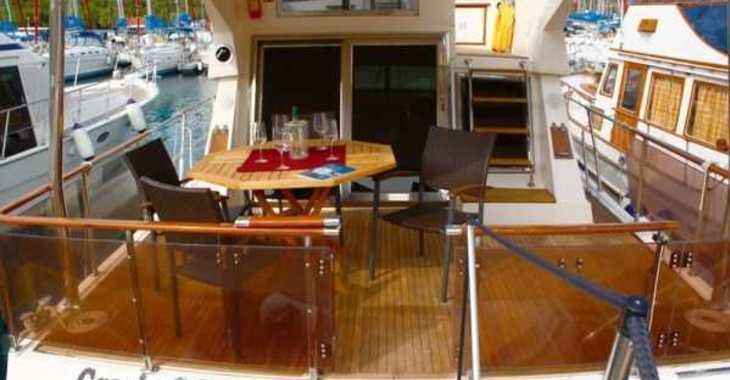 Rent a yacht in Marina Kremik - Yaretti 1570 Heck