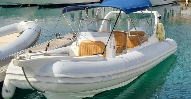 Rent a motorboat in Marina Kremik - AGA Marine Spirit 640