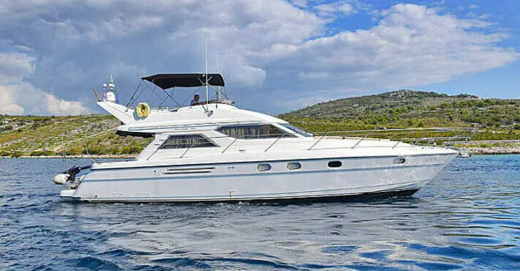 Louer yacht à Marina Kremik - Princess 480