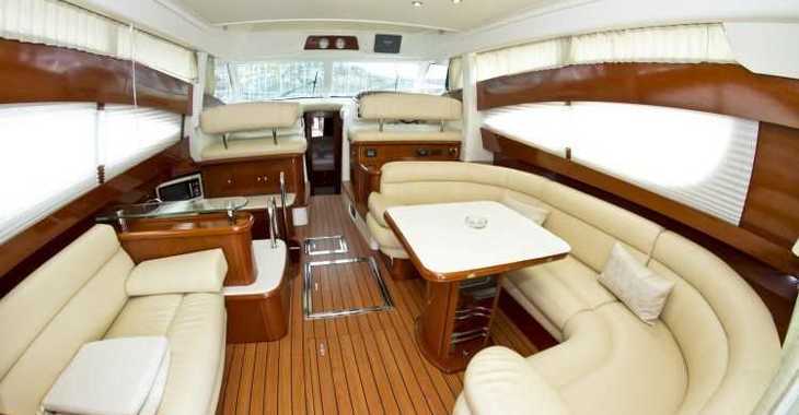 Rent a yacht in Marina Kremik - Jeanneau Prestige 46 Fly