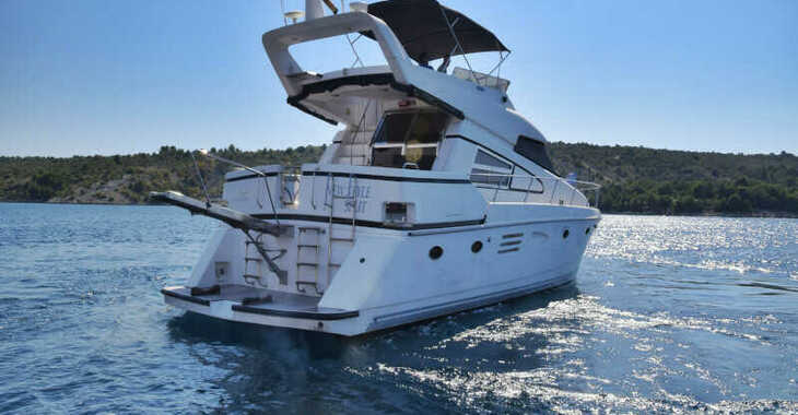 Rent a yacht in Marina Kremik - Johnson 56