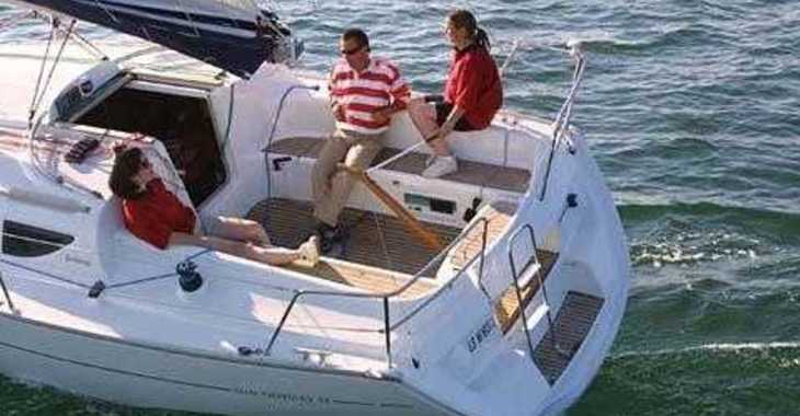 Rent a sailboat in Betina Marina - Sun Odyssey 32