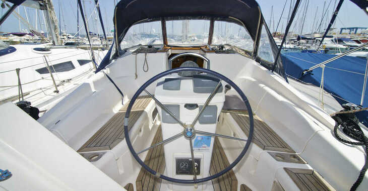 Rent a sailboat in Marina Betina - Elan 344 Impression