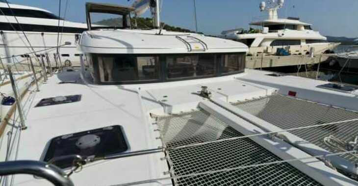 Rent a catamaran in Marina Betina - Lagoon 39