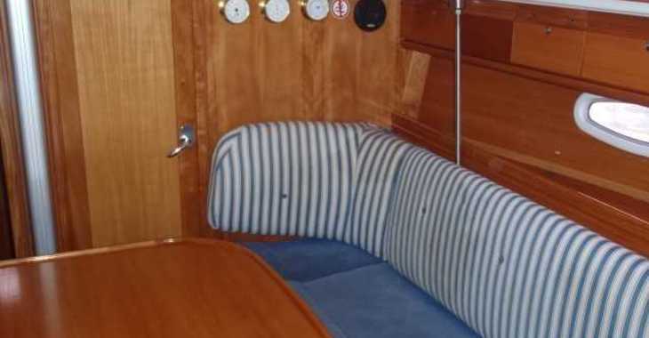 Chartern Sie segelboot in Marina Betina - Bavaria 38 Cruiser 