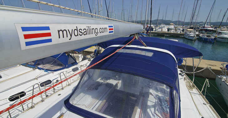 Rent a sailboat in Betina Marina - Oceanis 50 Family