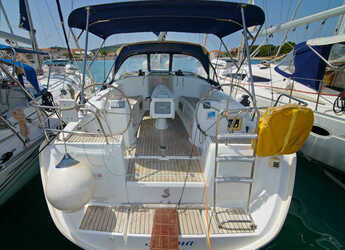 Rent a sailboat in Marina Betina - Beneteau Cyclades 39.3  