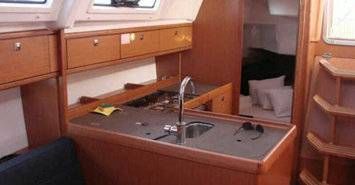 Louer voilier à Marina Sukosan (D-Marin Dalmacija) - Bavaria 37 Cruiser