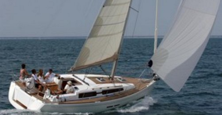 Rent a sailboat in Nanny Cay - Dufour 375