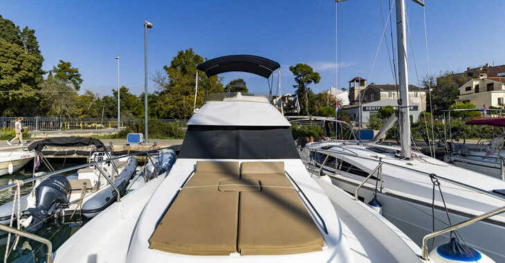 Chartern Sie motorboot in Zadar Marina - Antares 10.80