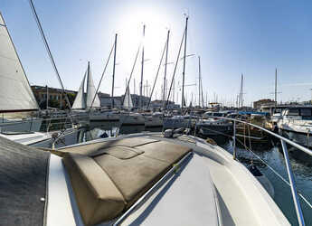 Chartern Sie motorboot in Zadar Marina - Antares 10.80