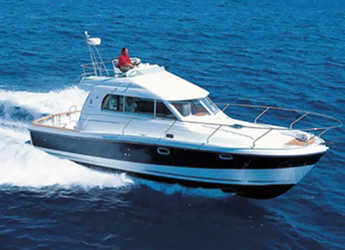 Rent a motorboat in Marina Zadar - Antares 10.80