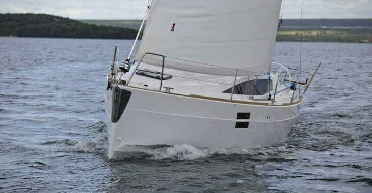 Rent a sailboat in Marina Tankerkomerc - Elan 35 Impression