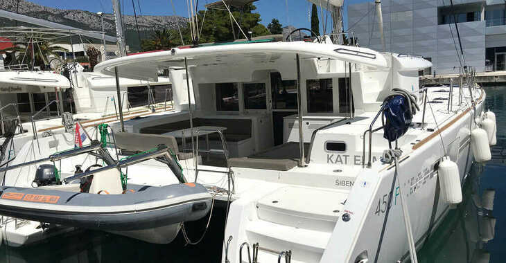 Chartern Sie katamaran in Marina Kastela - Lagoon 450  F
