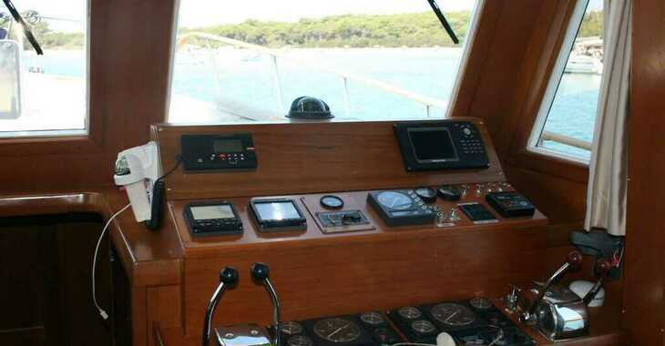 Louer bateau à moteur à Zadar Marina - Hampton 42
