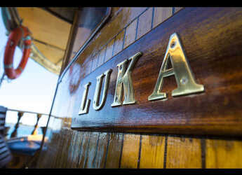 Rent a motorboat in Zadar Marina - Model Luka