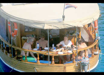 Rent a motorboat in Zadar Marina - Model Luka