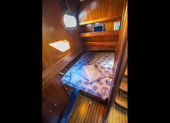 Rent a motorboat in Zadar Marina - Model Luka