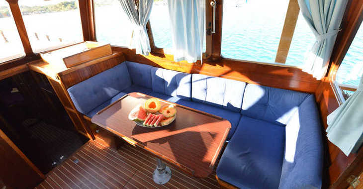 Chartern Sie motorboot in Zadar Marina - Model Tiho