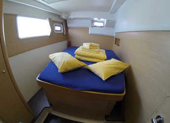 Rent a catamaran in Marina Mandalina - Lagoon 400