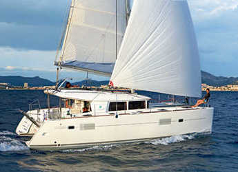Rent a catamaran in Marina Mandalina - Lagoon 400