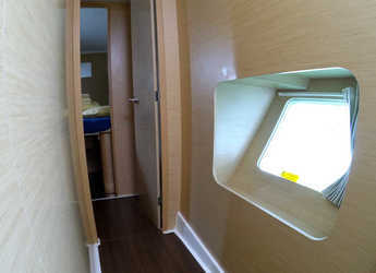 Rent a catamaran in Marina Mandalina - Lagoon 400